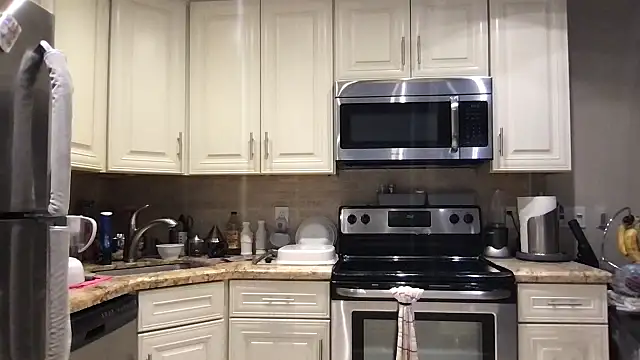 BigGuyMuscle online show from 02-18-26, 07:54