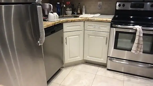 BigGuyMuscle online show from 02-14-26, 07:14