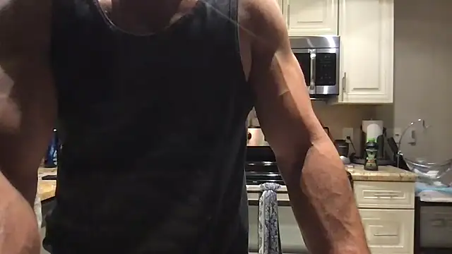 BigGuyMuscle online show from 04-09-26, 06:15