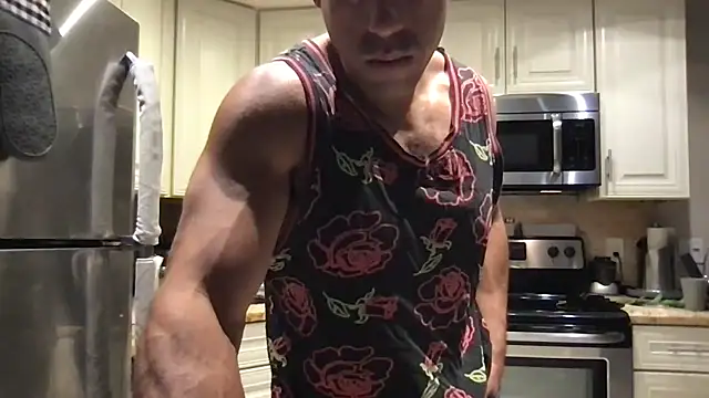 BigGuyMuscle online show from 04-29-26, 11:22