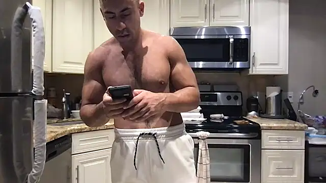 BigGuyMuscle online show from 05-16-26, 10:20
