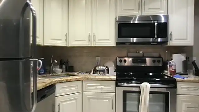 BigGuyMuscle online show from 12-03-25, 10:31