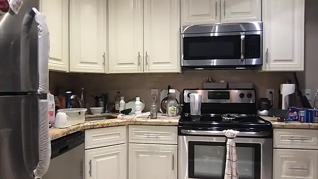 BigGuyMuscle online show from 02-15-26, 09:03