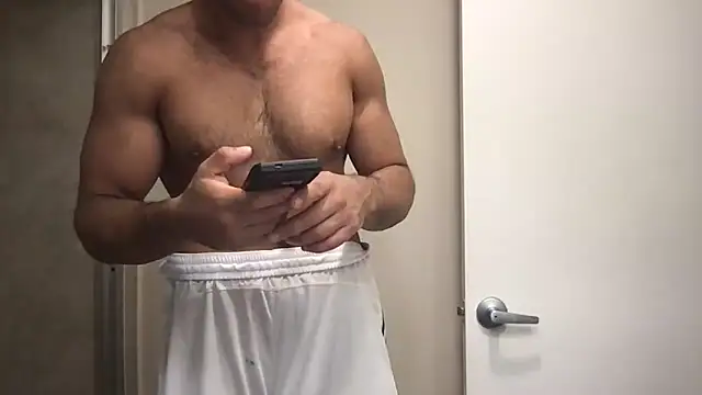 BigGuyMuscle online show from 05-14-26, 10:40