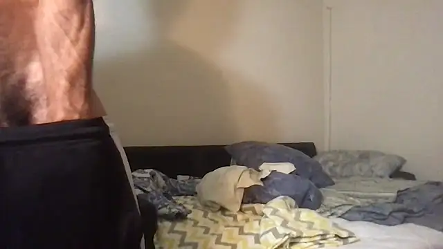 BigGuyMuscle online show from 10-28-25, 05:45