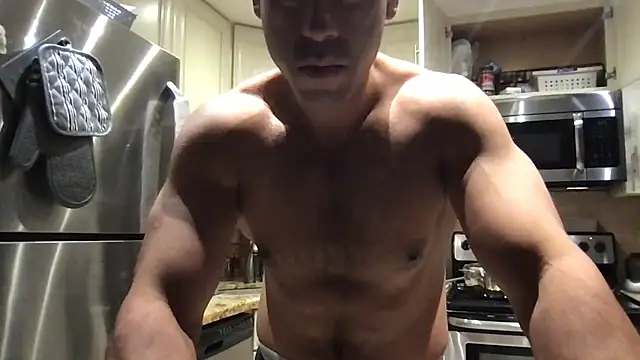 BigGuyMuscle online show from 06-26-26, 03:23
