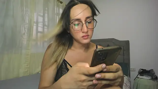 Snapshot of andrea_hills chatting on 01-27-25, 11:11 andrea hills online show from 01-27-25, 11:11