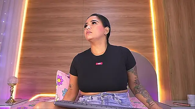 alexaa walker online show from 03-08-26, 11:57