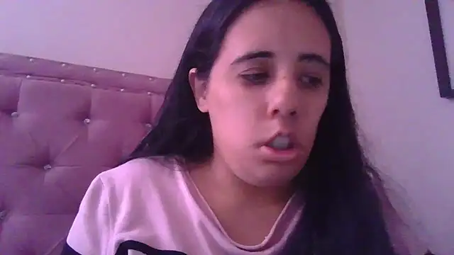 annarose19 online show from 10-16-25, 05:32