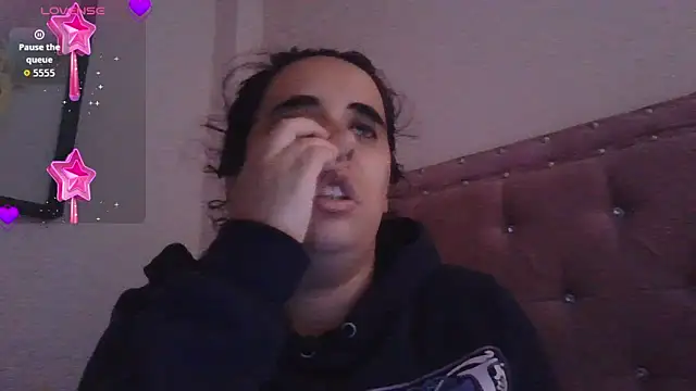 Snapshot of annarose19 chatting on 06-09-26, 09:38 annarose19 online show from 06-09-26, 09:38