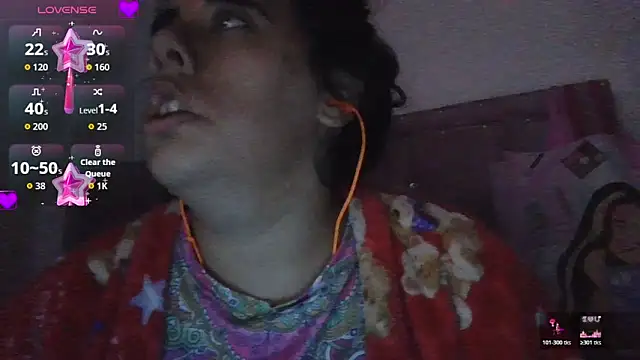 Snapshot of annarose19 chatting on 06-11-26, 03:03 annarose19 online show from 06-11-26, 03:03