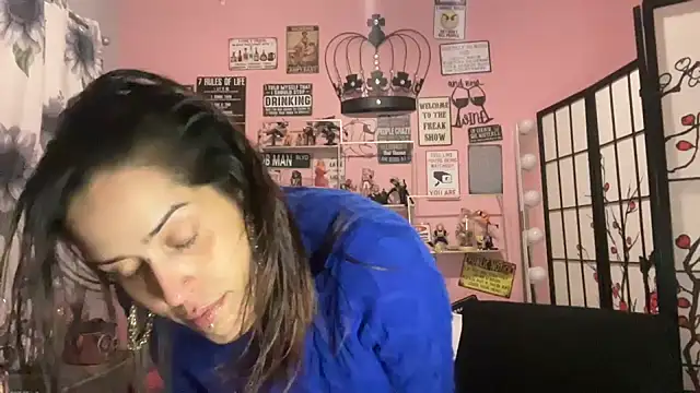 latinacubana online show from 02-06-25, 12:11