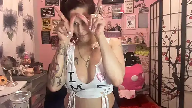 latinacubana online show from 03-22-25, 11:21