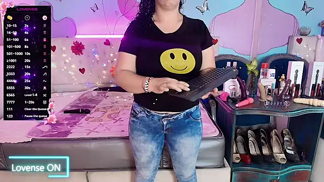 Zaly mature online show from 04-25-26, 11:35
