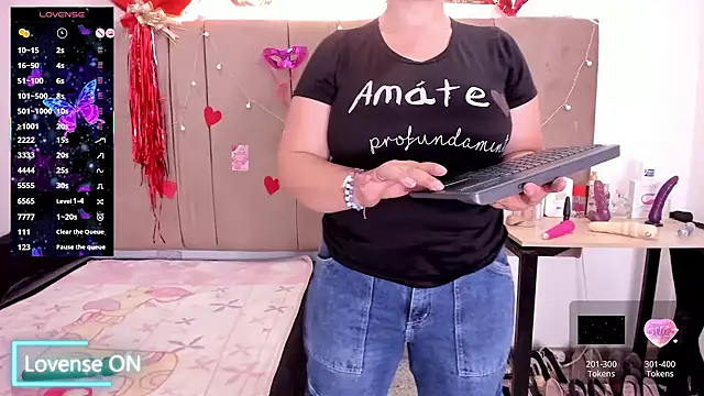 Zaly mature online show from 10-17-25, 02:04