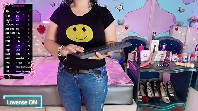 Zaly mature online show from 04-17-26, 11:18