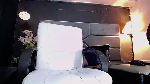 liam howard online show from 10-28-25, 07:24