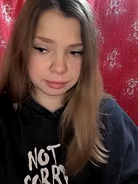 Zuli Kiska online show from 12-17-25, 07:46