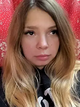 Zuli Kiska online show from 11-28-25, 12:16