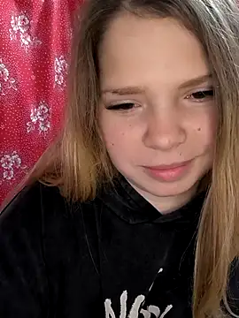 Zuli Kiska online show from 11-10-25, 10:42