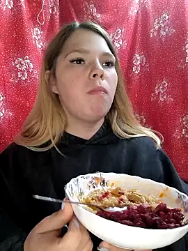 Zuli Kiska online show from 09-28-25, 10:55