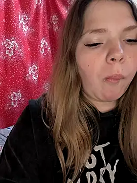 Zuli Kiska online show from 12-20-25, 09:06