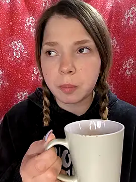 Zuli Kiska online show from 03-30-26, 11:01