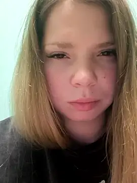 Zuli Kiska online show from 01-13-26, 09:41