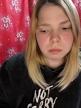 Zuli Kiska online show from 03-14-25, 09:21