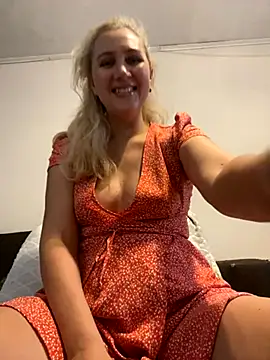 YourBlondee online show from 10-02-25, 02:48