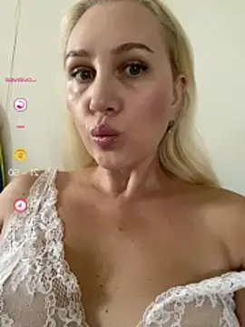 YourBlondee online show from 07-12-26, 01:28