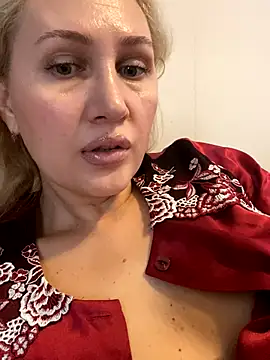 YourBlondee online show from 11-05-25, 02:47