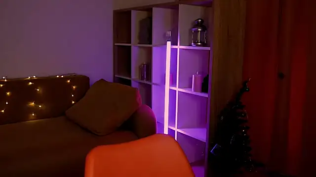 ItsAlisia online show from 01-19-26, 06:39