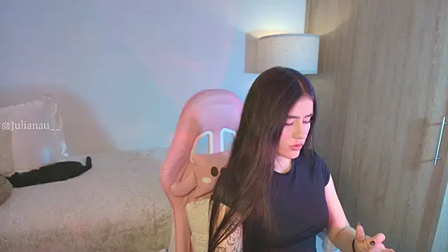 iriswest  online show from 11-12-25, 12:04