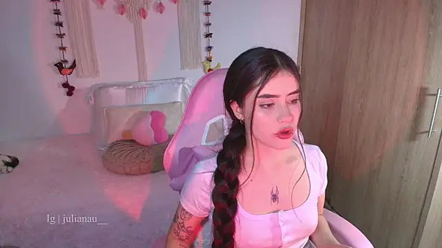 iriswest  online show from 02-28-26, 01:49