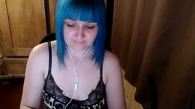 Snapshot of beauty-of-pain chatting on 09-30-25, 02:34 beauty-of-pain online show from 09-30-25, 02:34
