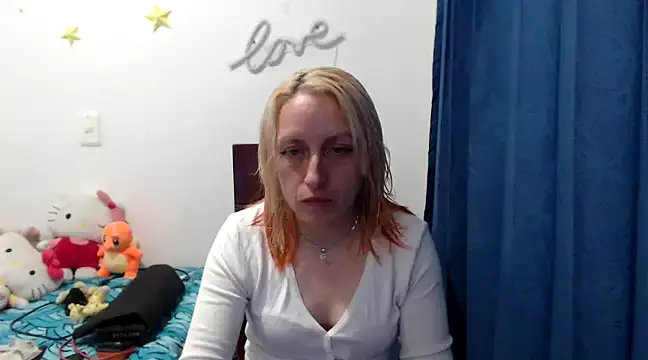 Snapshot of kittykalor09 chatting on 12-08-24, 11:40 kittykalor09 online show from 12-08-24, 11:40