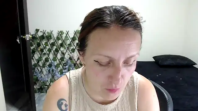 Snapshot of kittykalor09 chatting on 07-01-26, 03:29 kittykalor09 online show from 07-01-26, 03:29