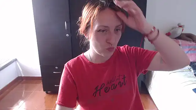 kittykalor09 online show from 11-22-25, 05:45