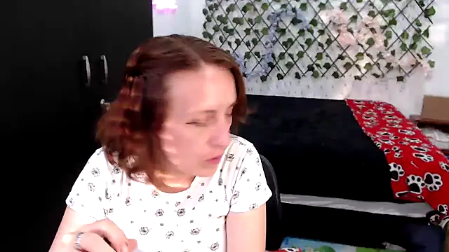 kittykalor09 online show from 04-03-26, 10:38