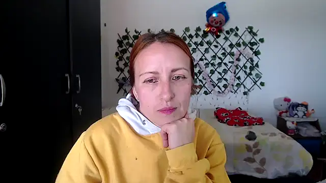 kittykalor09 online show from 03-12-26, 06:01