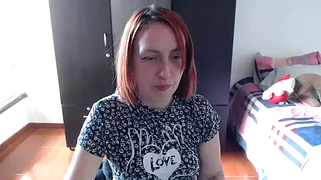 Snapshot of kittykalor09 chatting on 11-16-25, 05:50 kittykalor09 online show from 11-16-25, 05:50