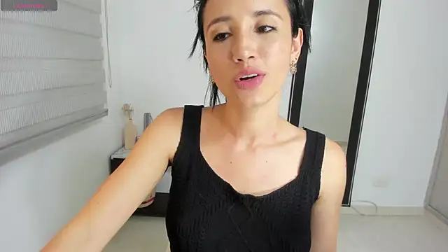  arianna hot22 online show from 10-09-25, 12:33