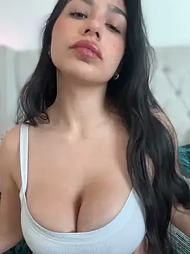 Snapshot of LoveLillyy chatting on 03-20-25, 10:29 LoveLillyy online show from 03-20-25, 10:29