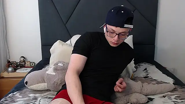 MathewCollin online show from 01-27-25, 05:58