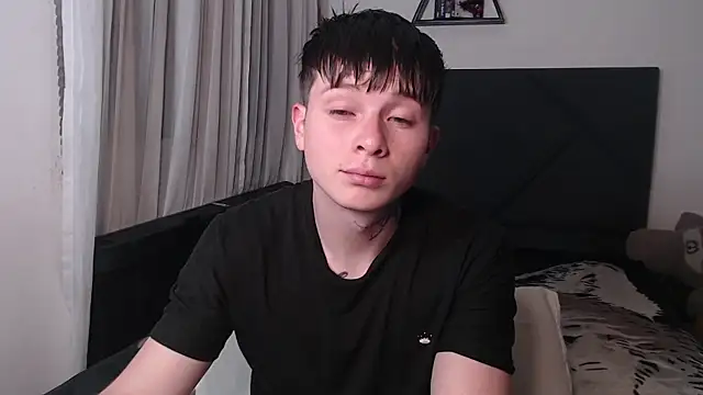 MathewCollin online show from 07-05-26, 06:53