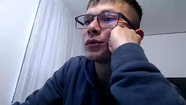 MathewCollin online show from 03-20-25, 03:47