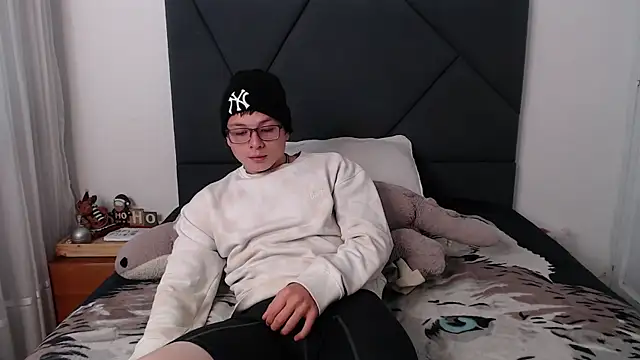 MathewCollin online show from 01-28-25, 01:27