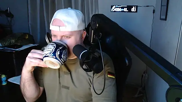 DerPornoPete online show from 12-15-24, 12:40