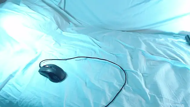 Snapshot of Q_T_pie chatting on 03-22-26, 01:09 Q T pie online show from 03-22-26, 01:09